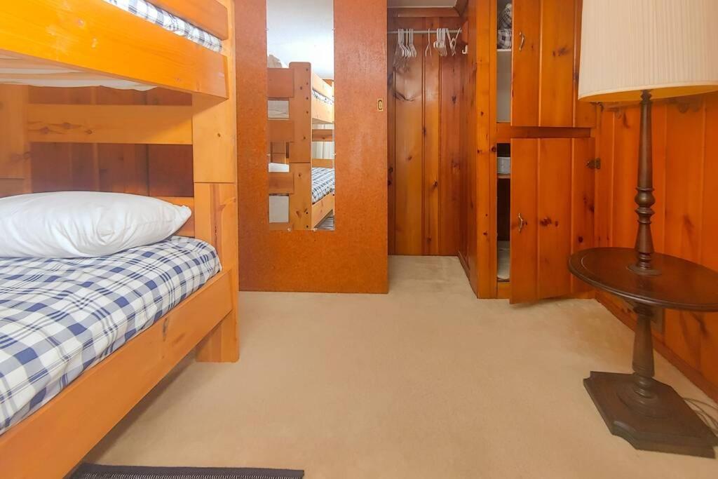 Huge Historic, W/Large Yard & Close To Beach Manistee Ngoại thất bức ảnh